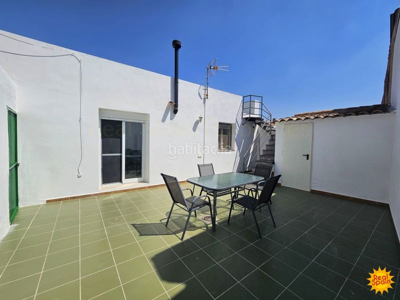 Foto a9383e27-fe37-40dd-909f-2b03e00be488. Casa adossada a Cúllar