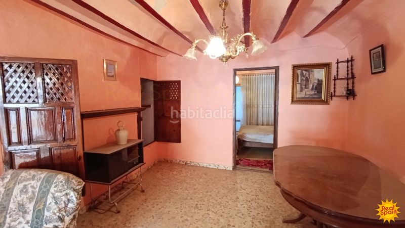 Foto 2d3ec489-6dd0-43fb-90a6-5bdff0a4cb9e. Casa adossada a Cúllar