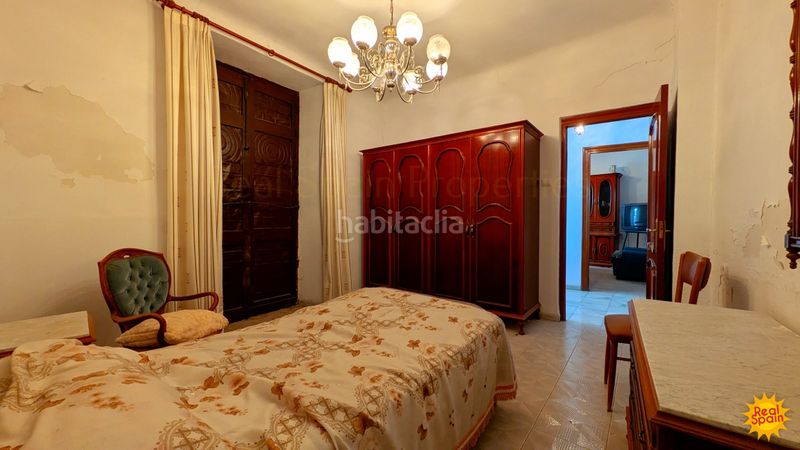 Foto 7e4997ad-6d5c-4857-9f6b-dabfdad8b5d8. Casa adossada a Vélez - Rubio