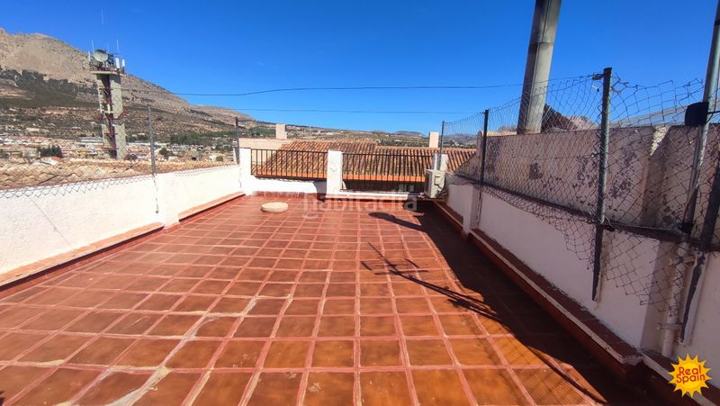 Foto f47fd914-c1b7-4084-88ef-522e99218f04. Casa adossada a Vélez - Rubio