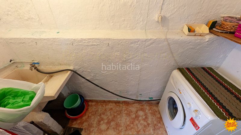 Foto d84f2a27-68c0-4ee9-8cc9-1524fec17ab3. Casa adossada a Vélez - Blanco