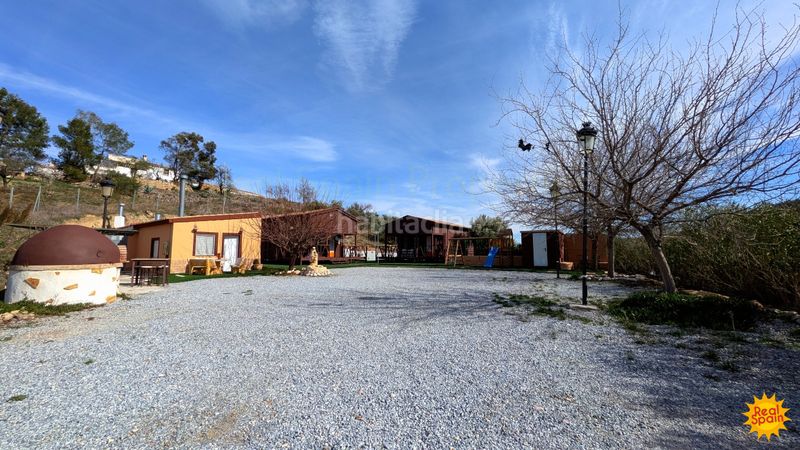 Foto eb153f81-cbe5-42fb-9b0d-d42c2f439567. Local comercial en Vélez - Rubio