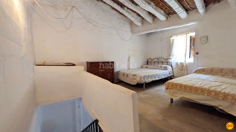 Foto 3f7b4fde-6b32-4e95-8f8d-803fc0d72eb5. Casa adossada a Chirivel