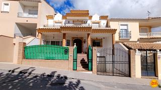 Casa adosada en Vélez - Rubio
