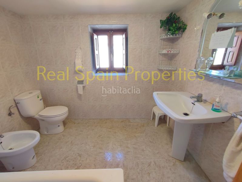 Foto ad491e62-eb2a-4d1e-b7c5-0f42623c8d70. Casa adosada en María
