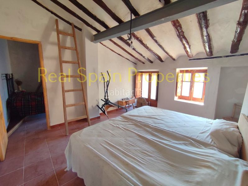 Foto ba60807f-b889-43d3-91a8-ea9536c80038. Casa adosada en María