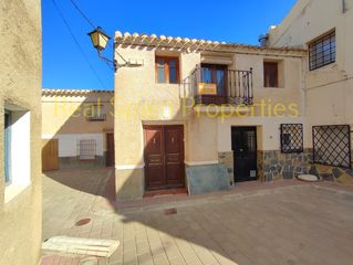 Maison jumelée à María