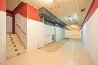 Local Comercial en Tafalla. Local en venta en avenida sangesa, tafalla