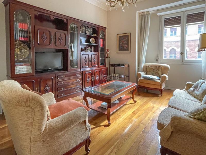 Foto e3fd9ade-d89c-42d5-976c-e45e49531144. Etagenwohnung mit heizung in Segundo Ensanche Pamplona / Iruña