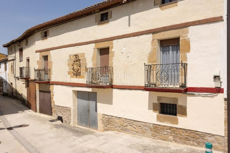 Foto 4a875204-21a4-409e-a83a-2b999139e365. Masía casa en calle mayor, lorca en Yerri
