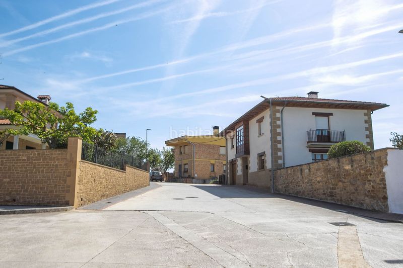 Foto 7d5b0bf3-2264-432c-9988-005785821e04. Casa adossada amb calefacció a Mendigorria