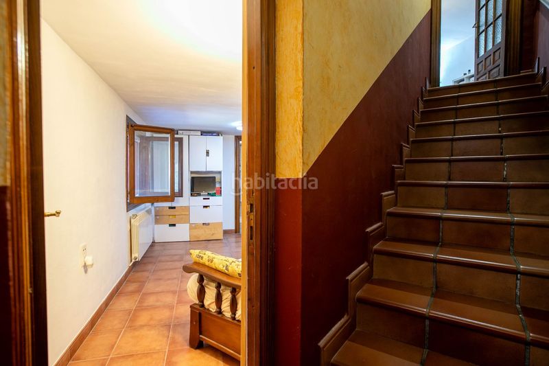 Foto a137babe-e228-4247-91f0-412bfae576d7. Casa amb calefacció a Legarda