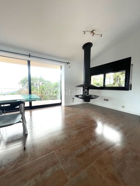 Foto 35a1c526-6766-402c-98aa-b415e81c2c2b. Casa amb xemeneia calefacció aparcament a Palafolls