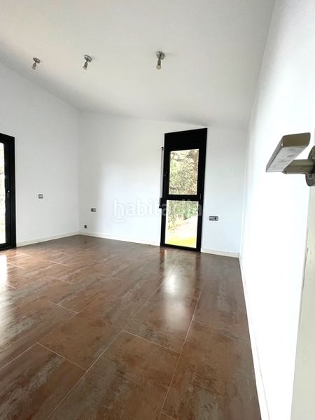 Foto b07abf21-21f9-4199-a549-8d54027e542f. Casa amb xemeneia calefacció aparcament a Palafolls