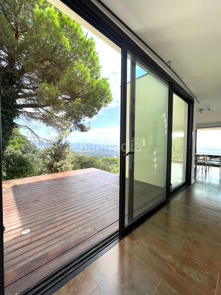 Foto ce9f1e27-0f11-41a8-b09d-812df2566dc1. Casa amb xemeneia calefacció aparcament a Palafolls