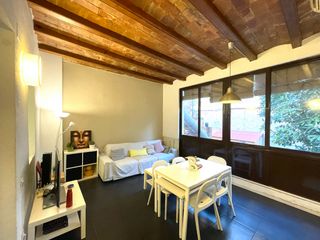 Appartamento  Carrer de la riera de sant miquel. Fantástico piso de 90m2 con 4 habitaciones y 2 baños a 1 calle d