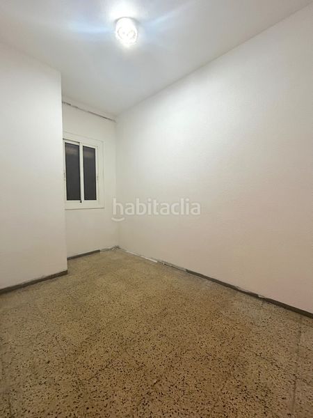 Foto 736b9210-022f-4ed9-81a3-1cc199995b68. Pis a Sants-Badal Barcelona