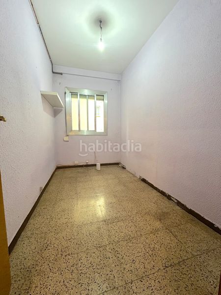 Foto 7d7b5b75-aa9e-4041-8671-eb22b1eed380. Pis a Sants-Badal Barcelona
