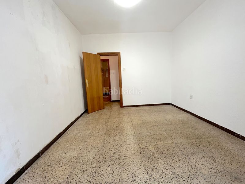 Foto 9ad26d5b-8929-4fda-878d-15337b08e900. Pis a Sants-Badal Barcelona