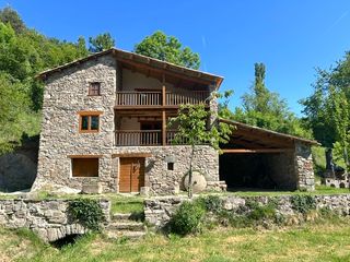 Bauernhof  C-26. Oportunidad única!!! masia-molino del s xv catalogado patrimonio