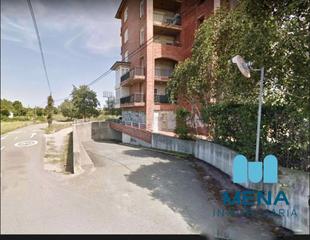 Aparcament cotxe a Bezana - Prezanes