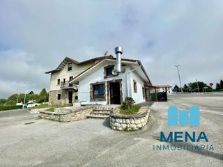 Xalet a Maoño - Azoños. Espectacular casa con negocio de restauración en el alto de maoñ