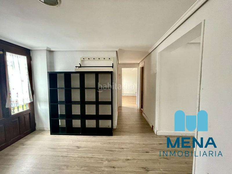 Foto 597dcb28-d770-4617-b6af-7b591ca705bd. Chalet mit parking in Maoño - Azoños Santa Cruz de Bezana