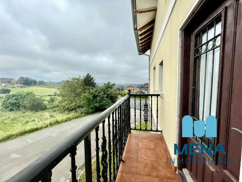 Foto 9b8c99fb-53ba-4de4-b299-367acc09e515. Chalet mit parking in Maoño - Azoños Santa Cruz de Bezana