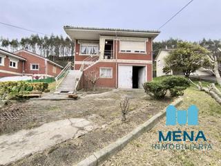 Xalet a Parbayón. Casa a la venta en parbayon