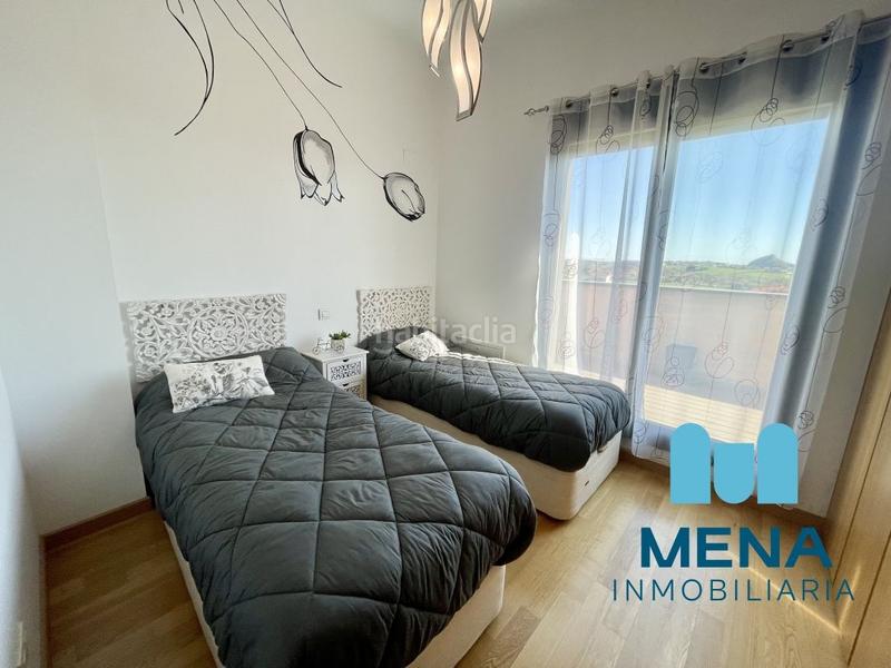 Foto 8ab25f0f-f9cc-4a87-a7a1-2ea2eb1b2fee. Dúplex espectacular dúplex con terraza en Bezana - Prezanes Santa Cruz de Bezana