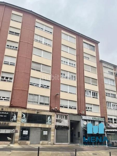 Foto 00cde64e-840b-4dba-ba97-8c91c56b539b. Piso amplio piso en Inmobiliaria - Barreda Torrelavega