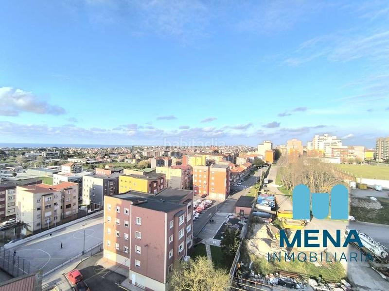 Foto 4aad0724-86df-4e2a-b795-c63303f91cad. Piso vivienda con vistas inmejorables en Los Castros Santander