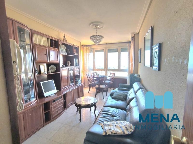 Foto 78074f74-1ad2-40fe-a2dd-eb61a472265b. Piso vivienda con vistas inmejorables en Los Castros Santander
