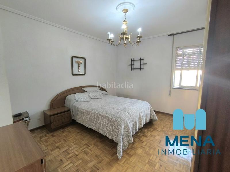 Foto 98c7931a-10d3-4d86-b147-4eb88eb5a9df. Piso vivienda con vistas inmejorables en Los Castros Santander