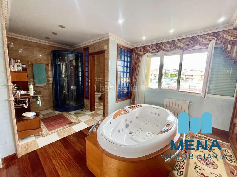 Foto 0929488f-9d57-4a7e-be92-435a4f6165f7. Chalet espectacular chalet en soto de la marina en Santa Cruz de Bezana