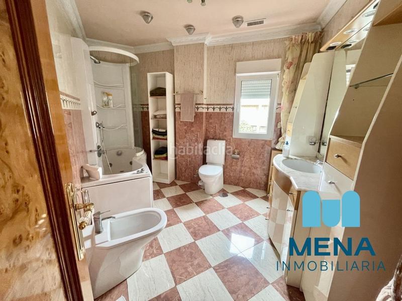Foto c6152f90-35f3-48a8-82c1-981859539c2a. Chalet espectacular chalet en soto de la marina en Santa Cruz de Bezana