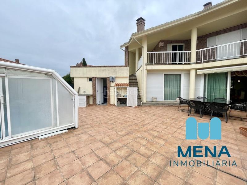 Foto d4ce7eb1-31c3-4c55-a017-57e355ac20ab. Chalet espectacular chalet en soto de la marina en Santa Cruz de Bezana