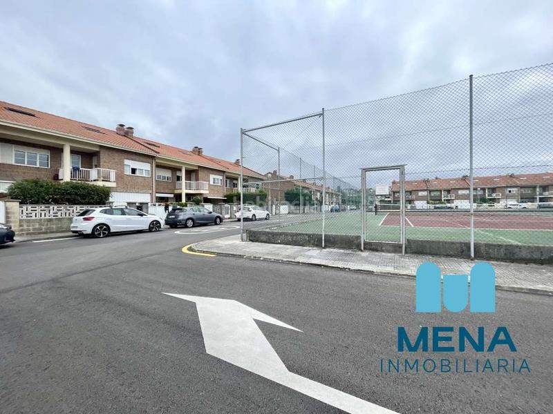 Foto f4d32199-428b-4592-b066-e34e20e45d75. Chalet espectacular chalet en soto de la marina en Santa Cruz de Bezana