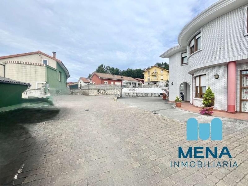 Foto b12fdaa9-2b44-4bd9-97a5-fc3db129c326. Xalet a Revilla Camargo