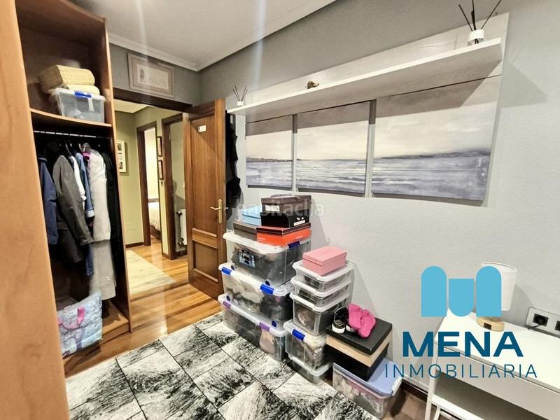 Foto 87faa949-a3c1-4f5e-9f0b-17054cd81b89. Pis amb calefacció aparcament a Bezana - Prezanes Santa Cruz de Bezana