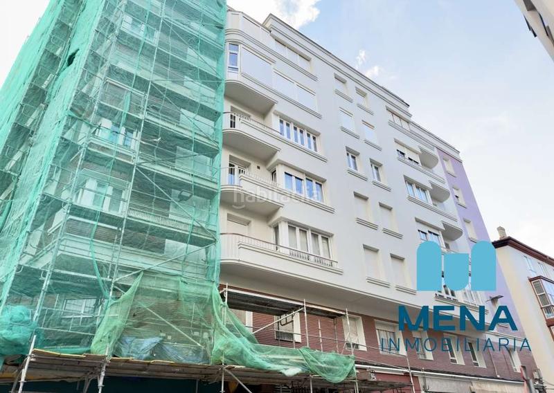 Foto 9075c54a-547e-4a75-a217-e7fc4ca8e05c. Àtic amb calefacció a Centro - Ayuntamiento Santander