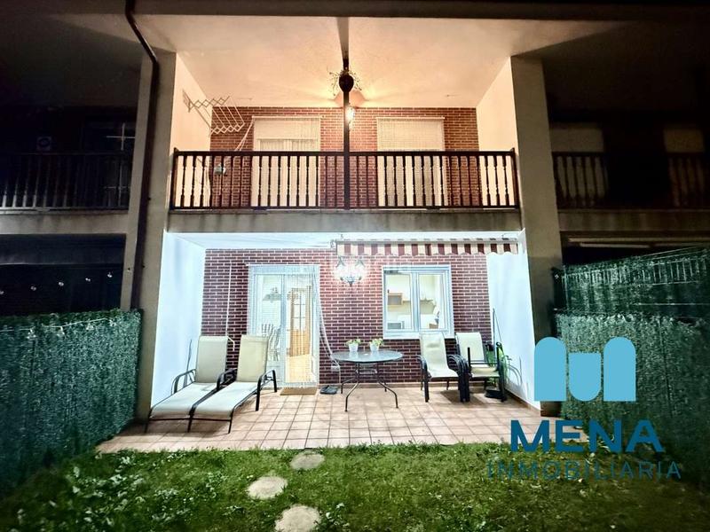 Foto 66470ff9-c44b-42fe-b712-1938e1a28eac. Casa adossada amb aparcament a Oruña Piélagos