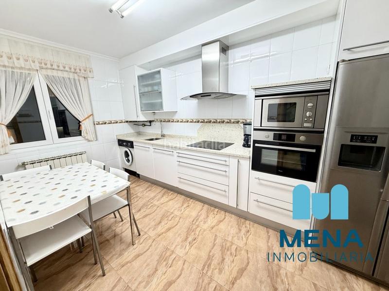 Foto b7ed76ea-f5ad-423e-b968-9f472534f9df. Casa adossada amb aparcament a Oruña Piélagos