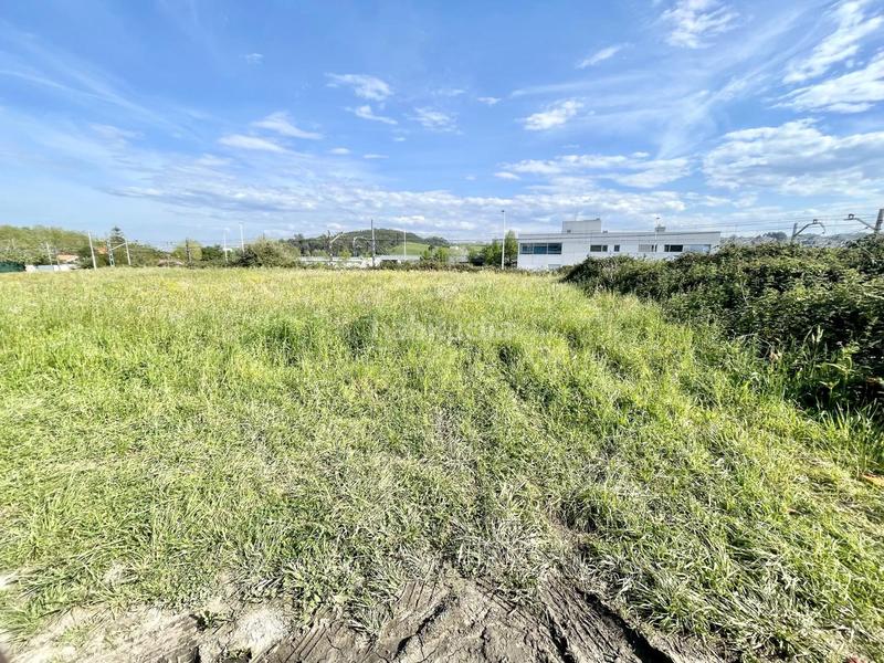 Foto b70cf1a1-370d-4cb5-8504-12994424bc04. Terrain résidentiel dans Bezana - Prezanes Santa Cruz de Bezana