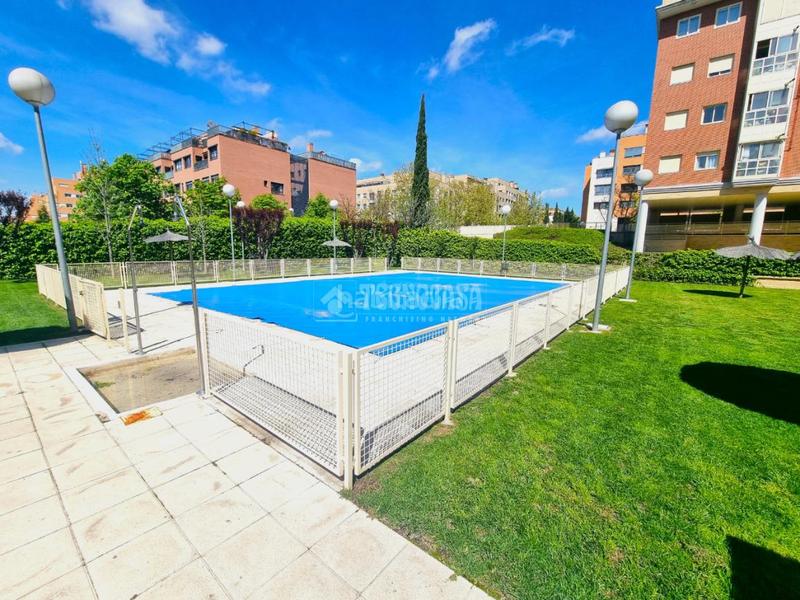 Foto d68162aa-f0f7-4795-8cf4-3a0686ff6341. Piso  en venta en Montecarmelo Madrid