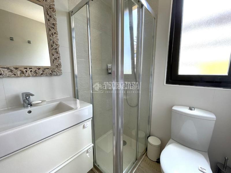 Foto aca35c98-9d83-40a2-abc5-1ddd63b8c73a. Piso  en venta en Montecarmelo Madrid