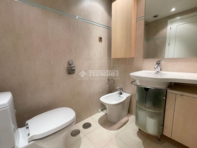 Foto 154c3374-6bd5-4eca-bce7-aeee08f99416. Piso  en venta en Montecarmelo Madrid
