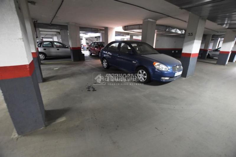 Foto 24641a76-63a5-41db-abb0-476444ea36c8. Parking coche boxplaza de garaje en venta en Getafe norte Getafe