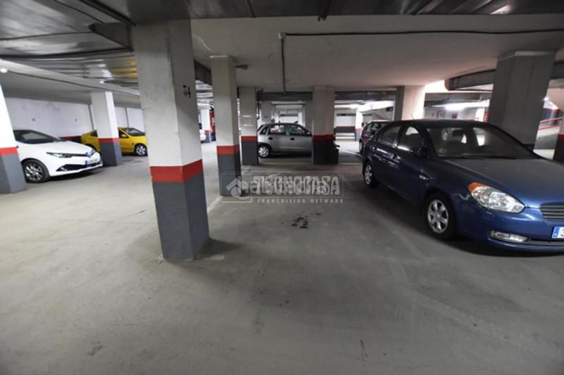 Foto ffeeb5d0-b13e-413c-a8e1-2602414300e5. Parking coche boxplaza de garaje en venta en Getafe norte Getafe