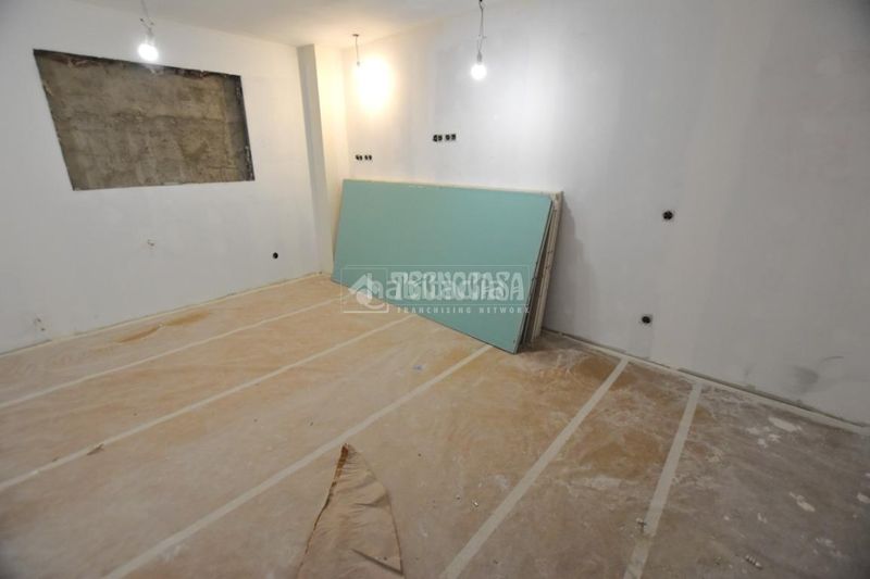 Foto 2d854a20-8049-4e9b-952b-8af8b7510f7f. Local comercial amb calefacció a Getafe norte Getafe